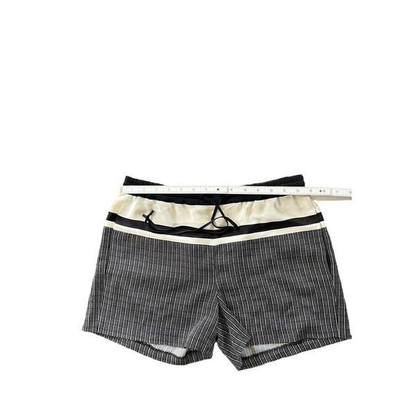Vince Mixed Stripe‎ Print Silk Shorts NEW Size S - Picture 4 of 6